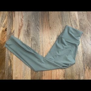 LULULEMON WUNDER TRAIN LEGGING - 25”